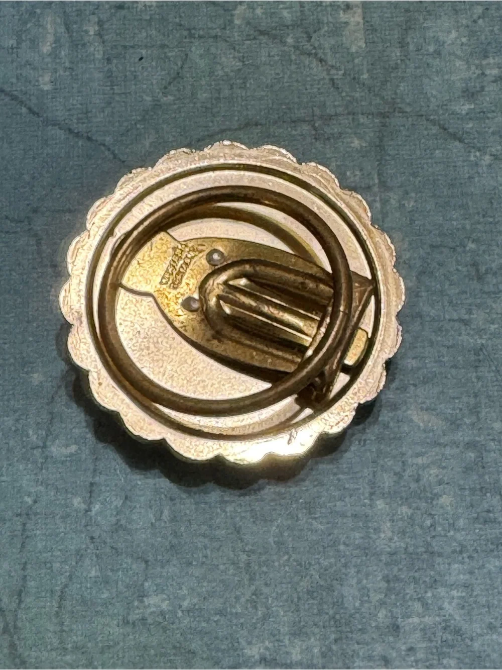 VINTAGE WESTERN GERMANY SCARF CLIP